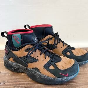 Nike Air Mowabb NXN huarache Olivia Kim high top sneakers No Cover 90s inspo 8.5